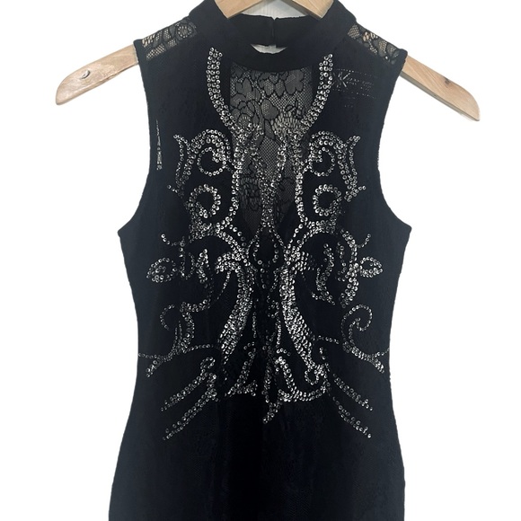 NWOT Kardashian Kollection for Lipsy Black Lace Lined Cocktail Dress Sequin 4 - Picture 5 of 10